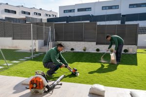 mantenimiento cesped artificial